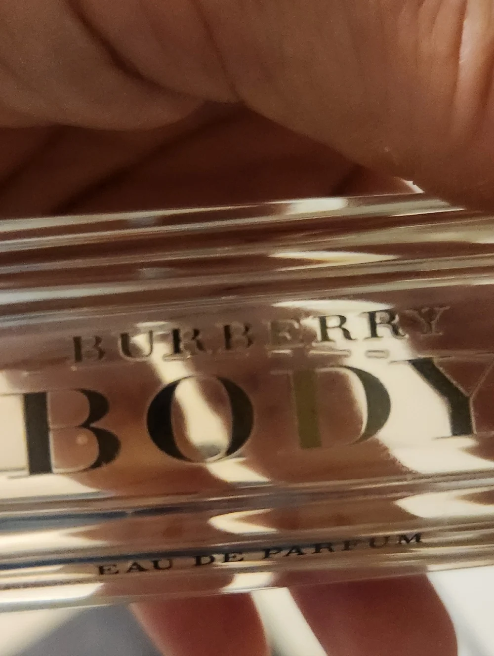 Burberry Body Eau de Parfum — Clear Bottle with Gold Cap. - Picture 3 of 3